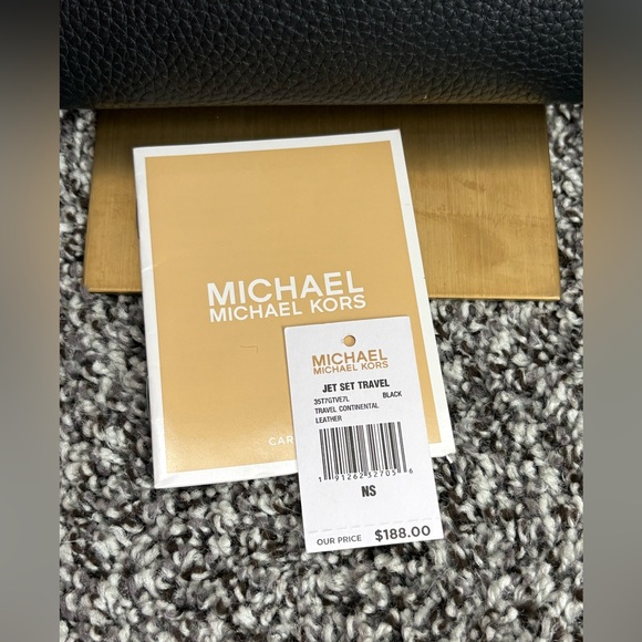Michael Kors Jet Set Travel Continental wallet - Picture 7 of 11